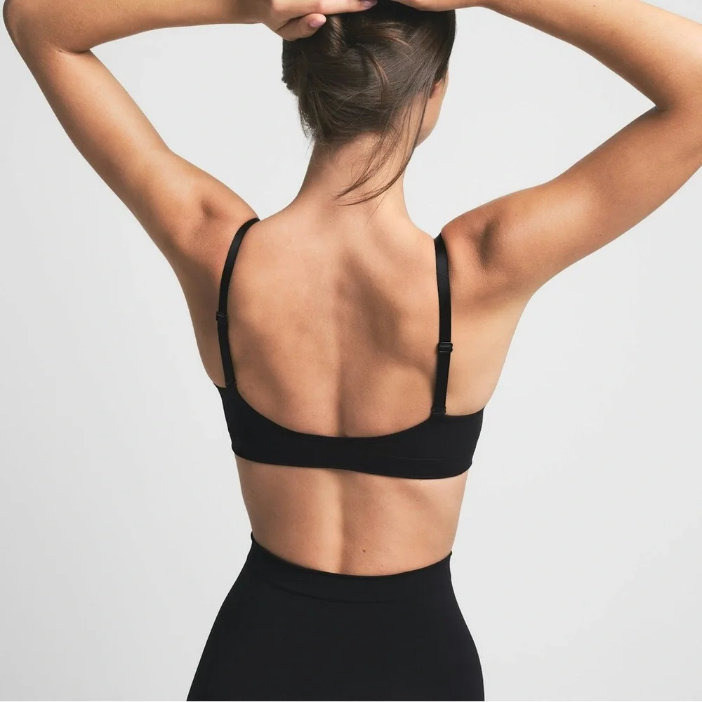 Skims Seamless Sculpt Bralette - Picture 5 of 6